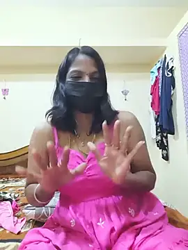 Snapshot of Tamil_Ishu chatting on June 21, 6:43 pm Tamil Ishu online show from June 21, 6:43 pm