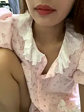 Snapshot of Ri210 chatting on September 29, 12:43 pm Ri210 online show from September 29, 12:43 pm