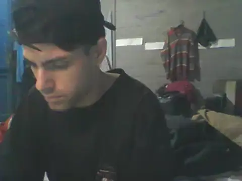 Snapshot of Demian24_ chatting on April 8, 12:54 am Demian24 online show from April 8, 12:54 am