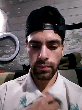 Snapshot of Demian24_ chatting on May 26, 12:17 am Demian24 online show from May 26, 12:17 am