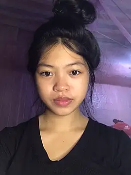 Thy00   online show from October 4, 8:23 am