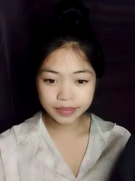 Thy00   online show from November 17, 2:56 pm