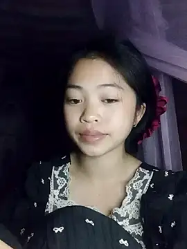 Thy00   online show from January 17, 5:27 pm