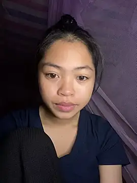 Thy00   online show from February 8, 10:13 pm