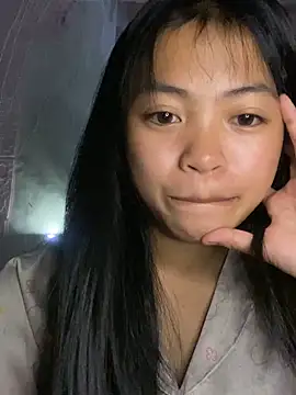 Thy00   online show from March 31, 3:12 pm