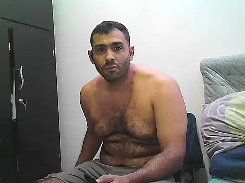 morenocabro10 online show from October 20, 7:36 pm