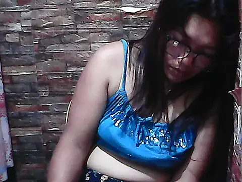 Snapshot of SexyLady4100 chatting on October 18, 11:33 am SexyLady4100 online show from October 18, 11:33 am