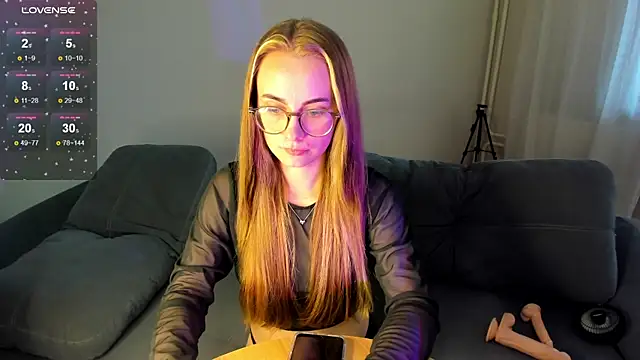 MewStella online show from September 23, 7:11 am