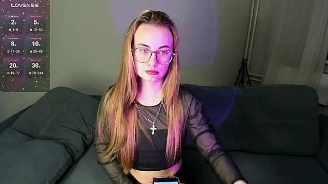 MewStella online show from November 2, 10:34 pm