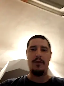 hugecock4u1990 online show from September 21, 3:41 am