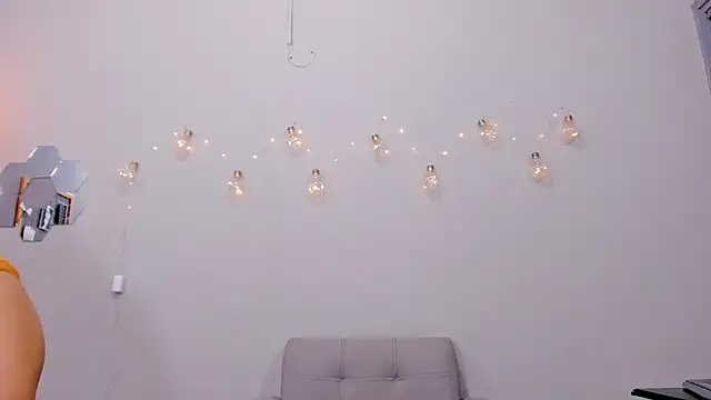 alianim online show from October 17, 7:16 pm