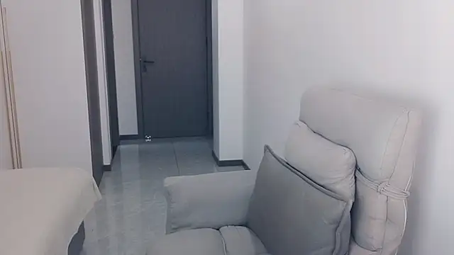 Lisa-3333 online show from March 28, 11:43 am