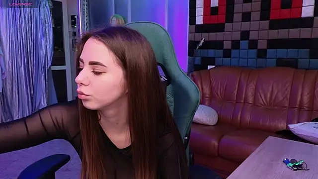 IvoryWood  online show from November 29, 11:46 am