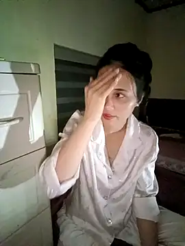 Jun-Mzzz online show from September 27, 3:28 pm