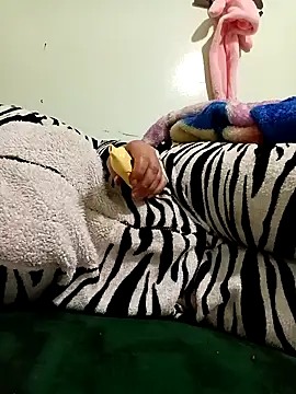 Snapshot of Noursixi89 chatting on December 14, 11:31 pm Noursixi89 online show from December 14, 11:31 pm