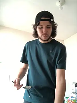 Luxx 14 online show from March 22, 3:15 pm