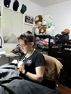 Isabella5 Brown  online show from October 24, 8:38 pm