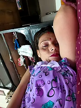 ISHANI-SINGH online show from September 29, 6:13 pm