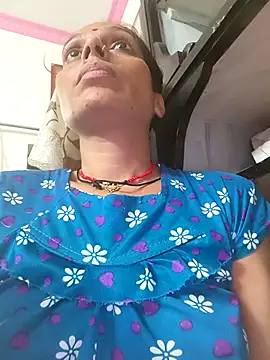 ISHANI-SINGH online show from October 25, 3:29 pm