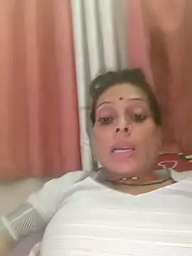 ISHANI-SINGH online show from October 26, 3:18 pm