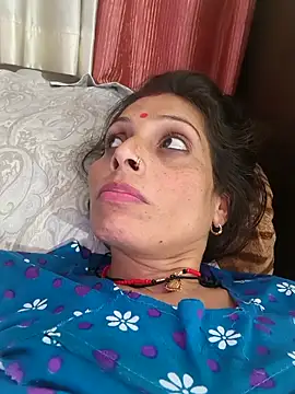 ISHANI-SINGH online show from December 1, 3:28 pm