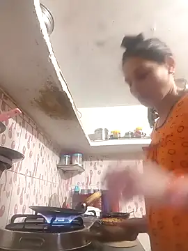 ISHANI-SINGH online show from February 12, 2:39 am