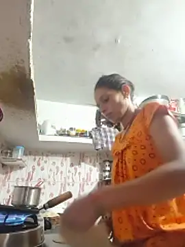 ISHANI-SINGH online show from June 6, 2:38 am
