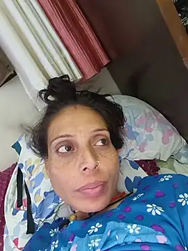 ISHANI-SINGH online show from June 10, 3:22 pm