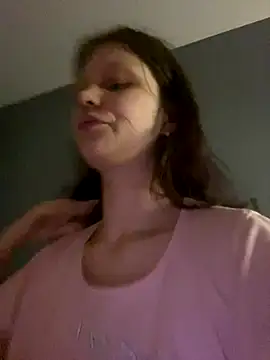 Lunliss online show from October 26, 4:24 pm