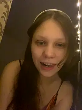 Lunliss online show from December 3, 12:40 am