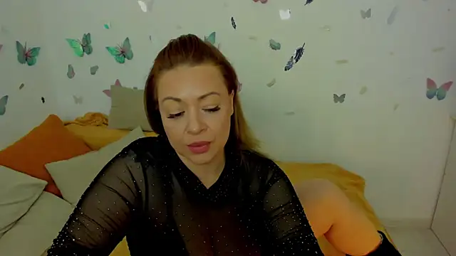 emmamaturre online show from March 1, 9:44 am