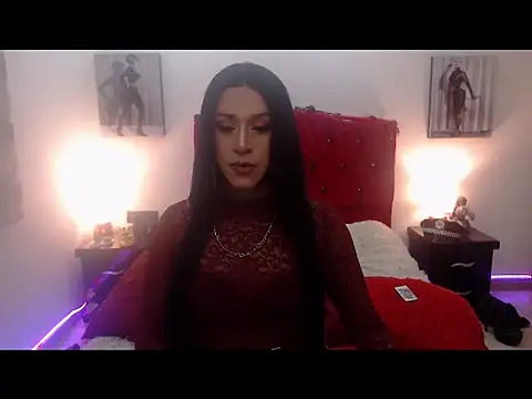 Snapshot of CharlotteBrooks chatting on July 13, 8:44 pm CharlotteBrooks online show from July 13, 8:44 pm