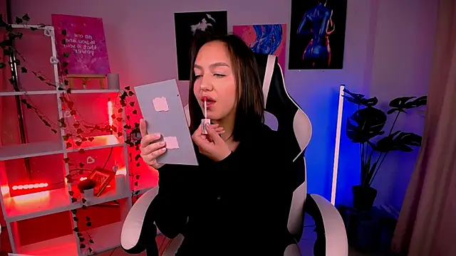 CindySparkl online show from October 7, 3:47 am