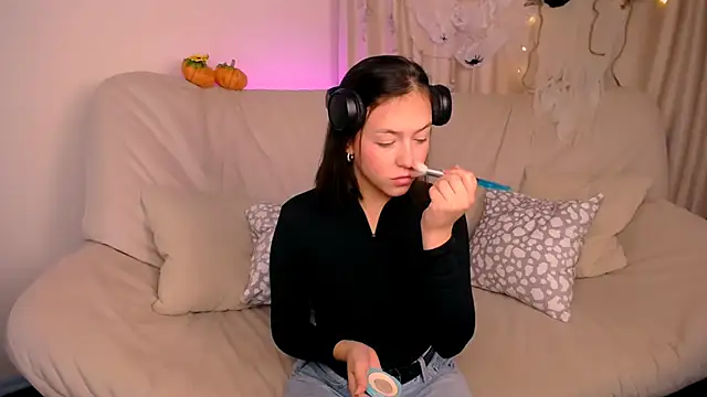 CindySparkl online show from October 23, 3:50 am