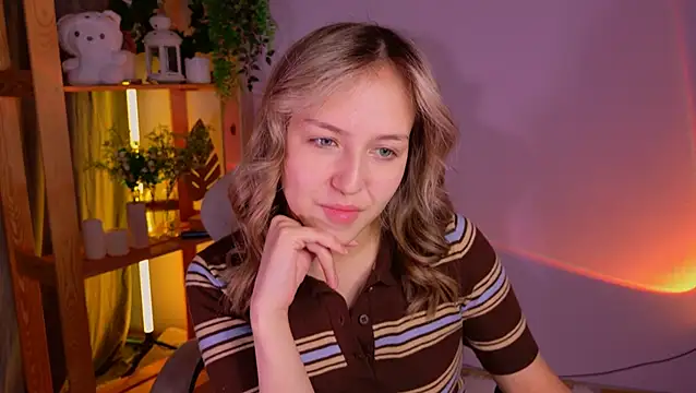 CindySparkl online show from May 31, 4:20 am