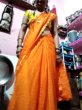 Snapshot of Cut_ragni chatting on February 15, 5:20 pm Cut ragni online show from February 15, 5:20 pm