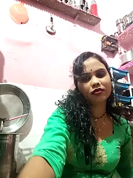 Snapshot of Cut_ragni chatting on February 22, 5:22 pm Cut ragni online show from February 22, 5:22 pm