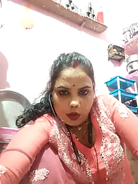 Snapshot of Cut_ragni chatting on February 26, 5:56 pm Cut ragni online show from February 26, 5:56 pm