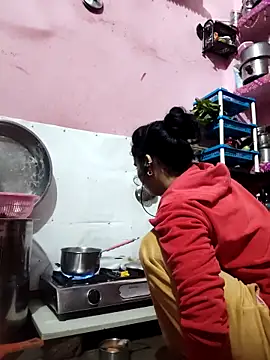 Snapshot of Cut_ragni chatting on March 21, 5:38 pm Cut ragni online show from March 21, 5:38 pm