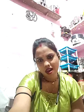 Snapshot of Cut_ragni chatting on April 9, 5:40 pm Cut ragni online show from April 9, 5:40 pm