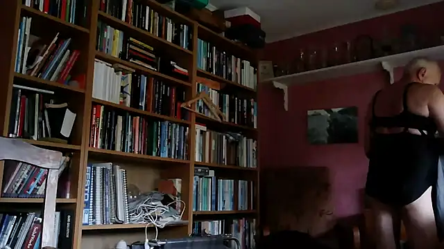 Snapshot of Solek56 chatting on October 14, 9:32 am Solek56 online show from October 14, 9:32 am
