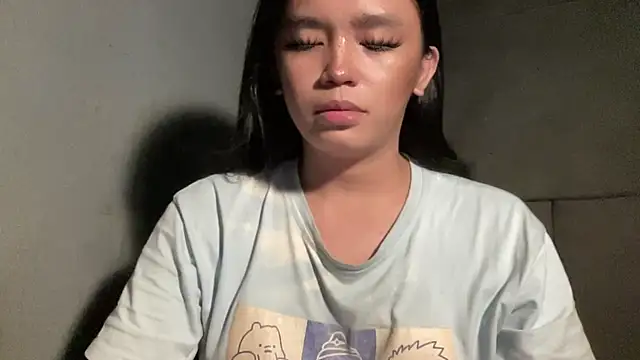 Claudia Johnson online show from October 25, 5:37 am