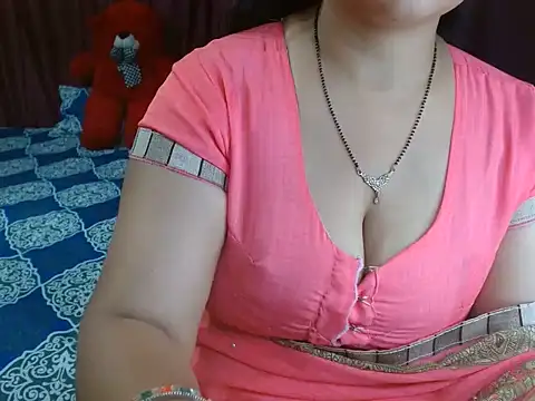 Snapshot of Hot_anika_ chatting on May 29, 4:05 pm Hot anika online show from May 29, 4:05 pm
