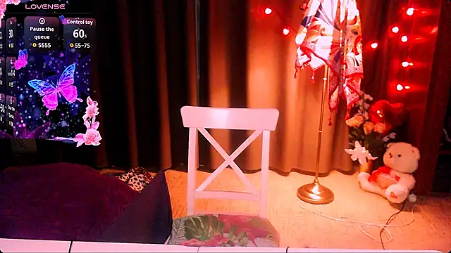 Snapshot of Crystal2207 chatting on September 21, 9:16 pm Crystal2207 online show from September 21, 9:16 pm