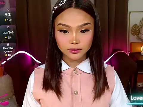 Snapshot of _MaxcineMalkova_ chatting on November 30, 11:58 am MaxcineMalkova online show from November 30, 11:58 am