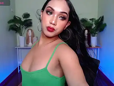 Snapshot of UrasianBIGcock696 chatting on October 9, 11:52 am UrasianBIGcock696 online show from October 9, 11:52 am