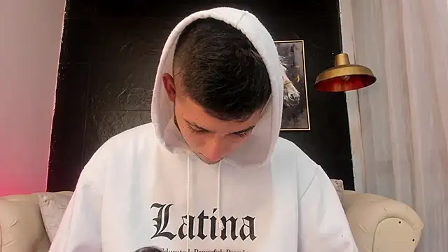 Snapshot of Mathewboy1 chatting on September 17, 11:45 am Mathewboy1 online show from September 17, 11:45 am