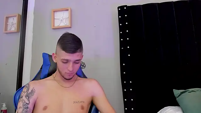 Mathewboy1 online show from January 10, 6:53 pm