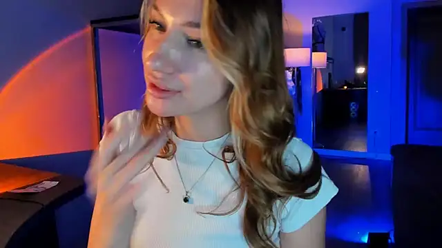 MariGven online show from November 18, 2:32 pm