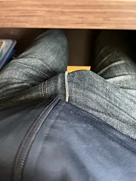 Cruel00 online show from December 15, 7:23 am